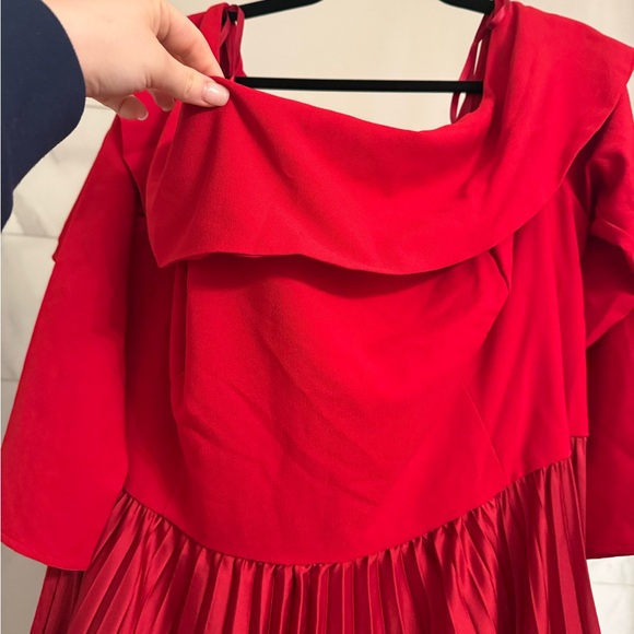 NWT Hutch Wedding Guest Dress Women's Long Sleeve Off-Shoulder Dress in Red - Picture 6 of 13